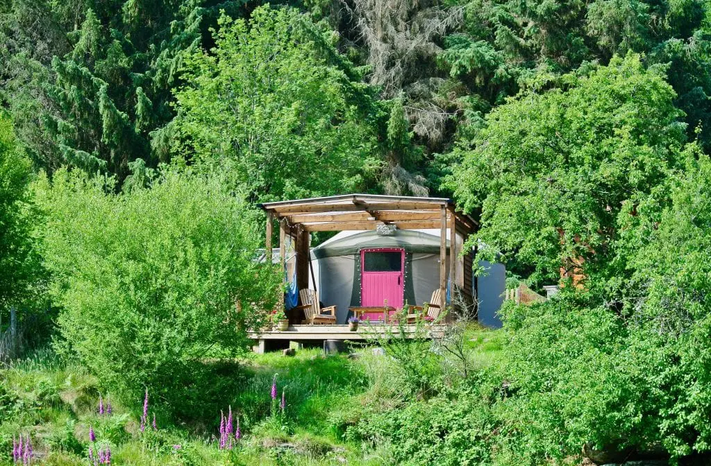 Ty crwn bach idris yurt 26 off grid sustainable eco glampsite and glamping