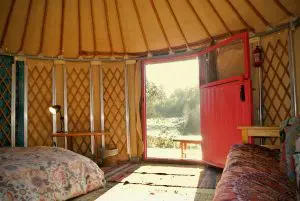 Ty crwn bach idris yurt interior 2 off grid sustainable eco glampsite and glamping
